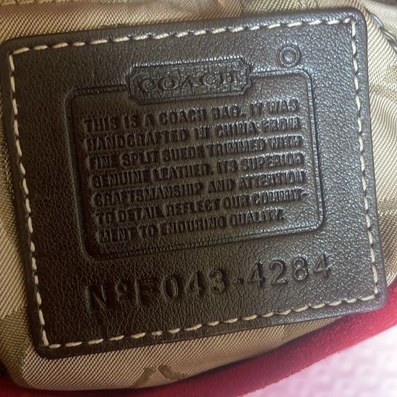 Red suede Coach bag - Picture 3 of 4